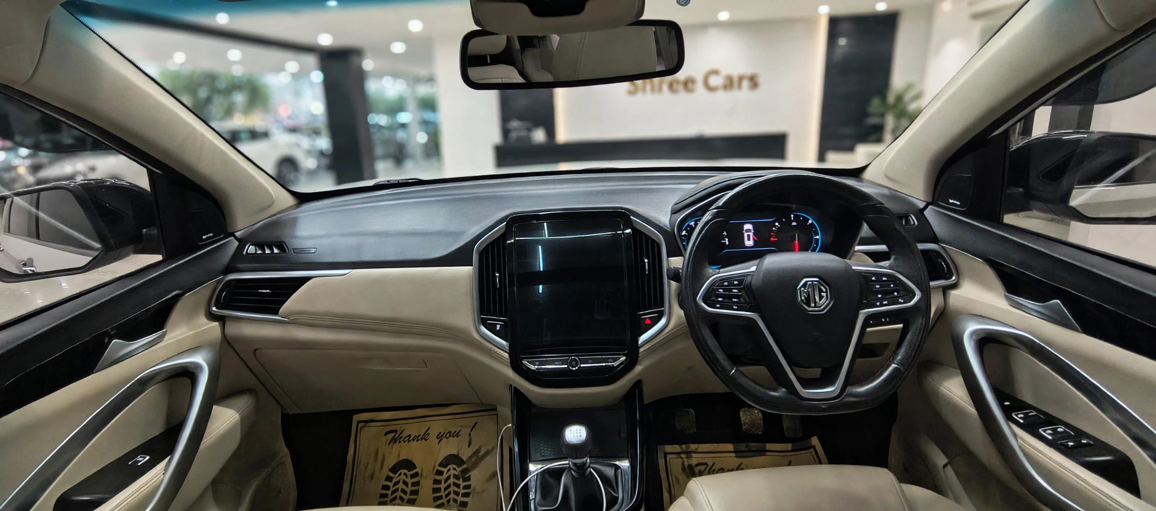 MG Hector Hybrid Sharp