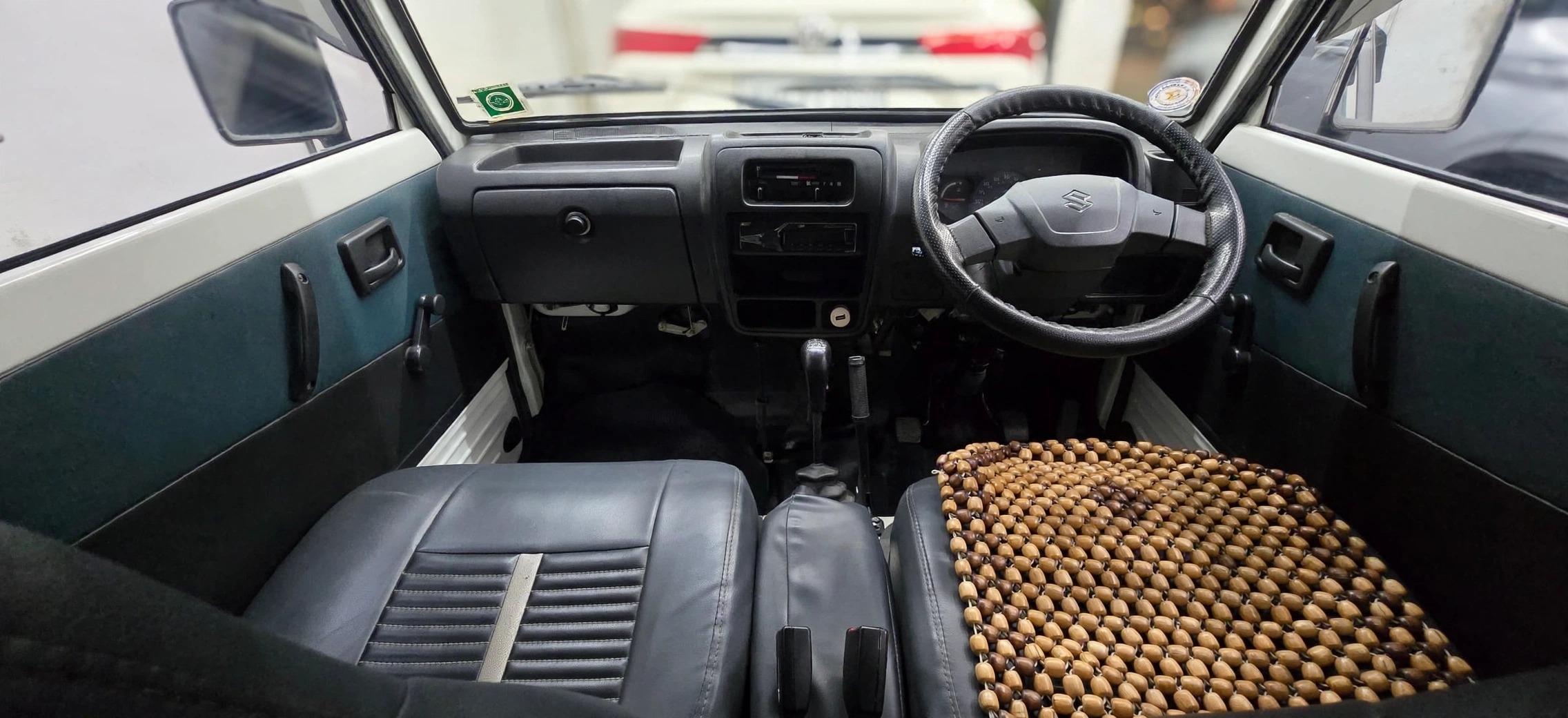 Maruti Suzuki Omni STD 8 Seater