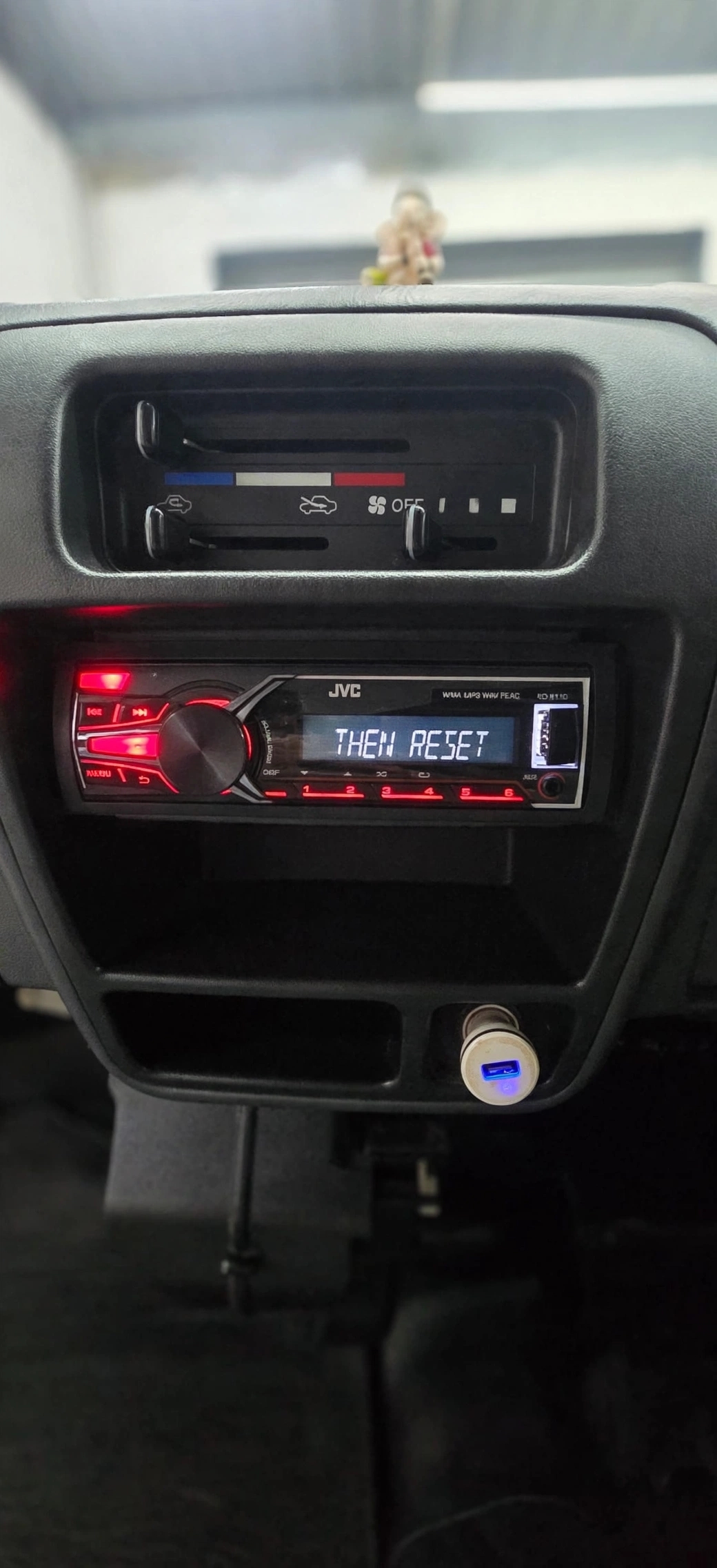 Maruti Suzuki Omni STD 8 Seater