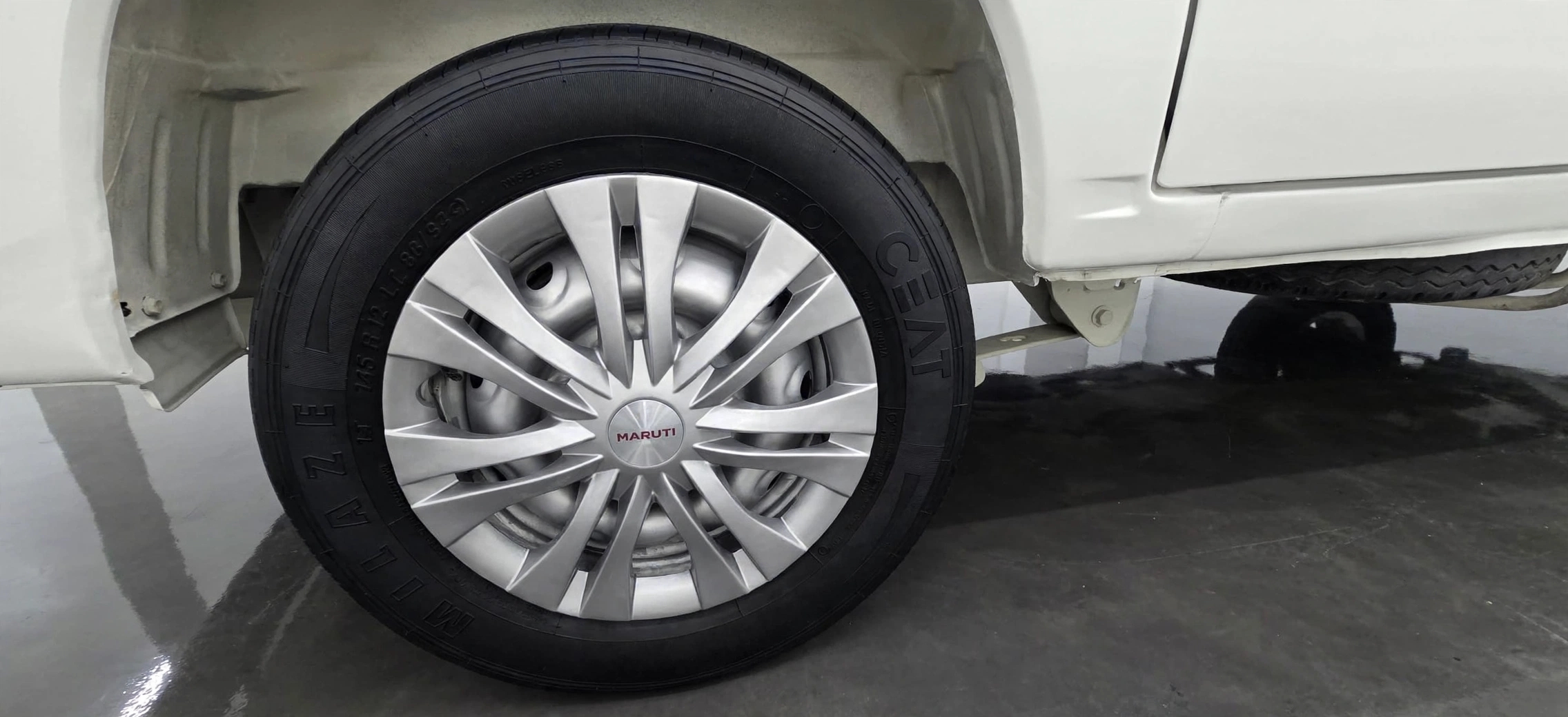 Maruti Suzuki Omni STD 8 Seater
