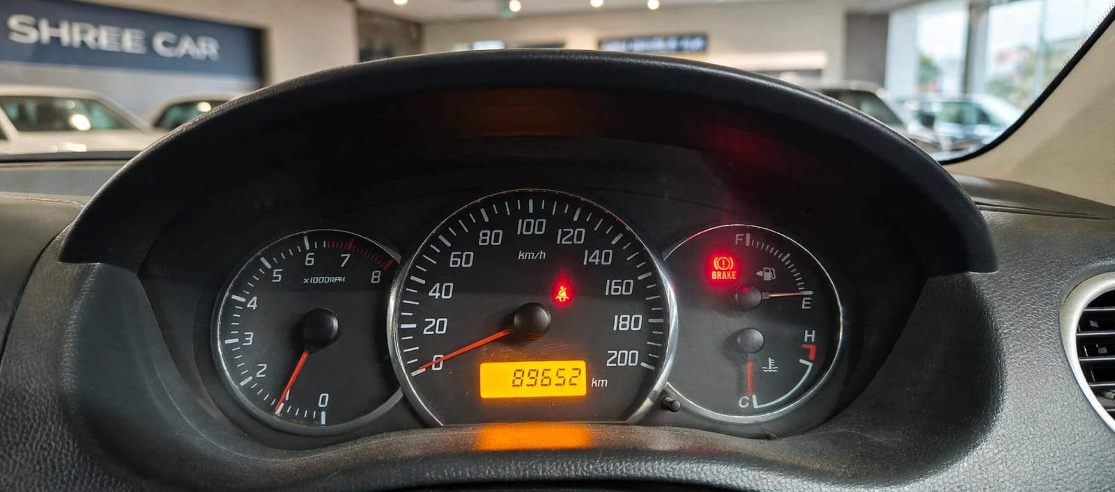 Maruti Suzuki Swift VXI